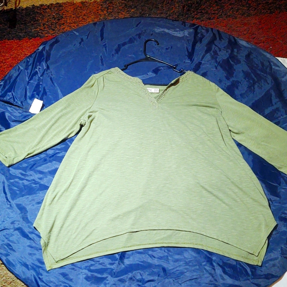 Quarter long sleeve